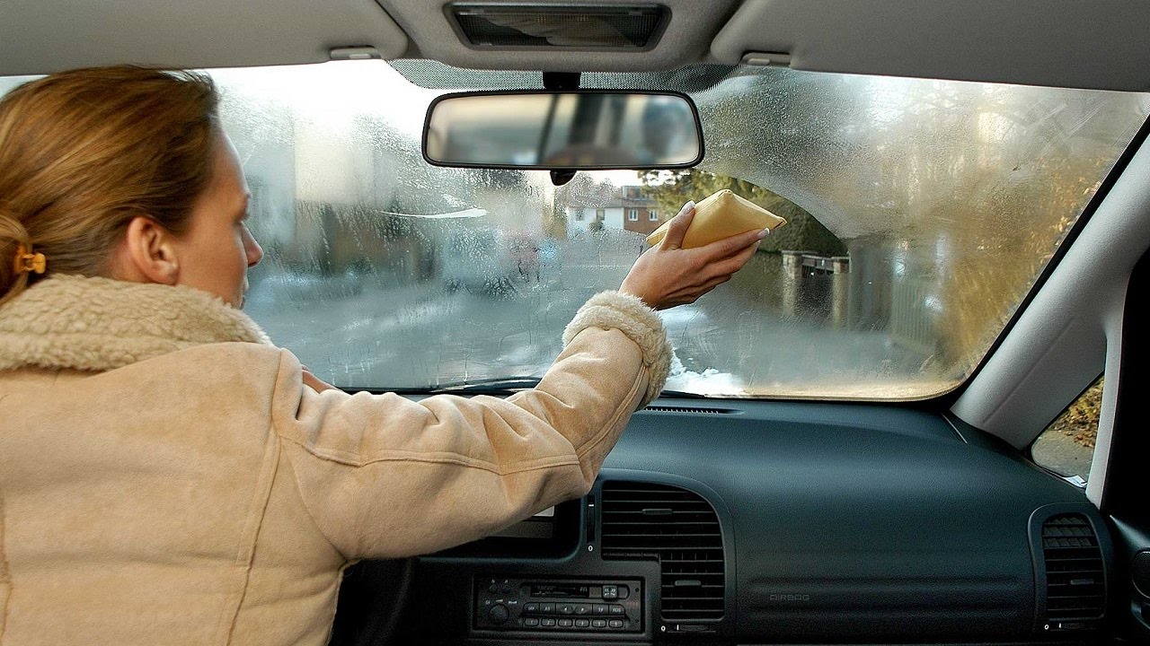 Как образуется конденсация влаги на автомобильных стеклах